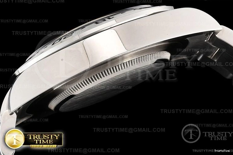 0413 ROLEXP0245A – Explorer II Lightweight 973